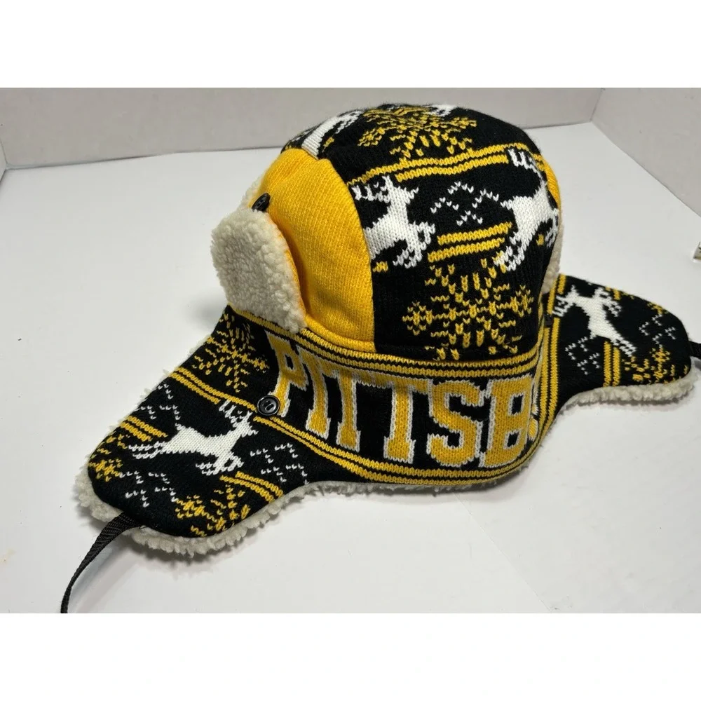 Pittsburgh Trapper Hat Quilted /Sherpa Lined Winter Cap Pirates Steelers Colors‎